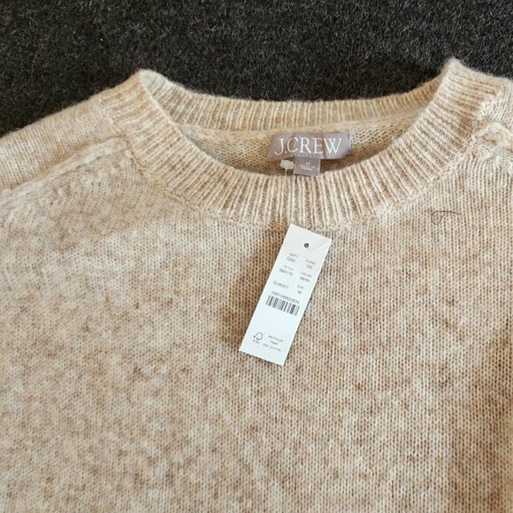 NWT - J Crew Oatmeal color sweater Size Label M,  Fit oversized or large - Picture 12 of 13